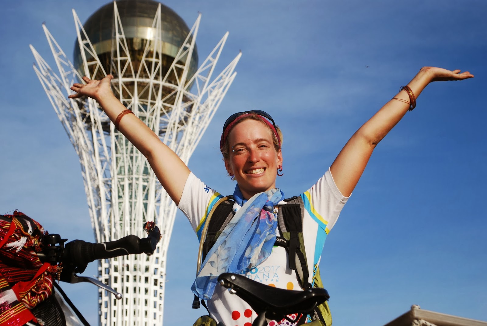 Anick-Marie à l'arrivée du SunTrip à Astana